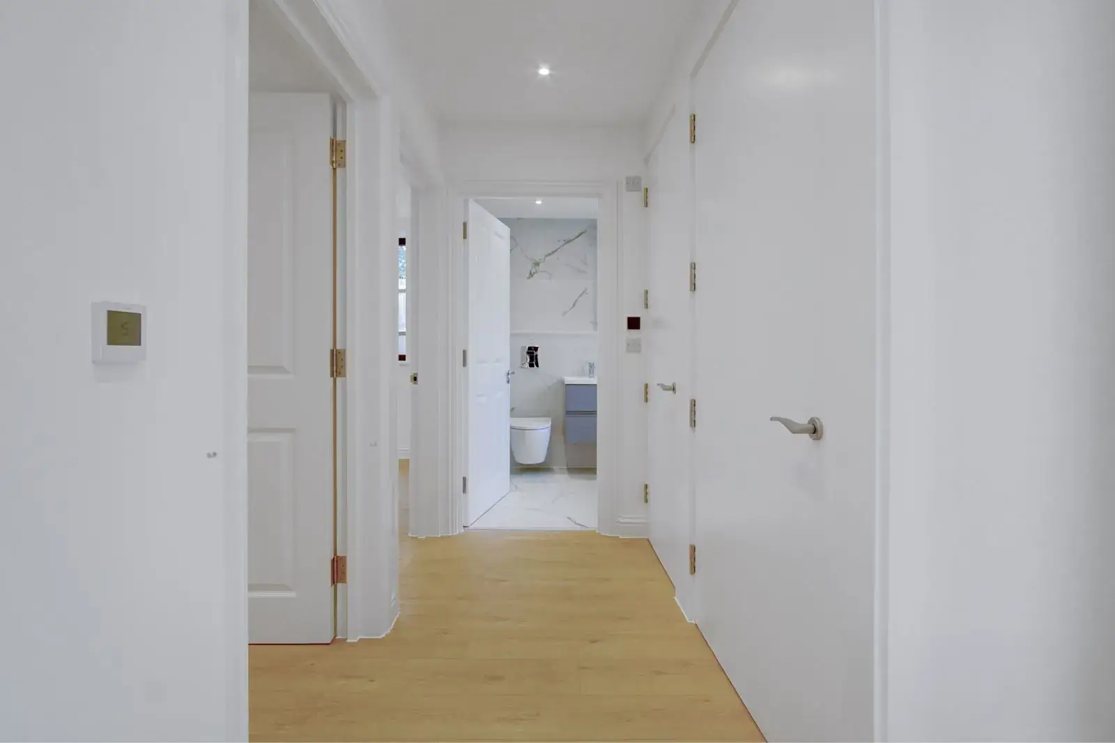 Bromley Bungalow, image 3